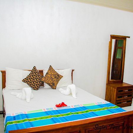 Sigiriya Free View Tree House & Villa מראה חיצוני תמונה